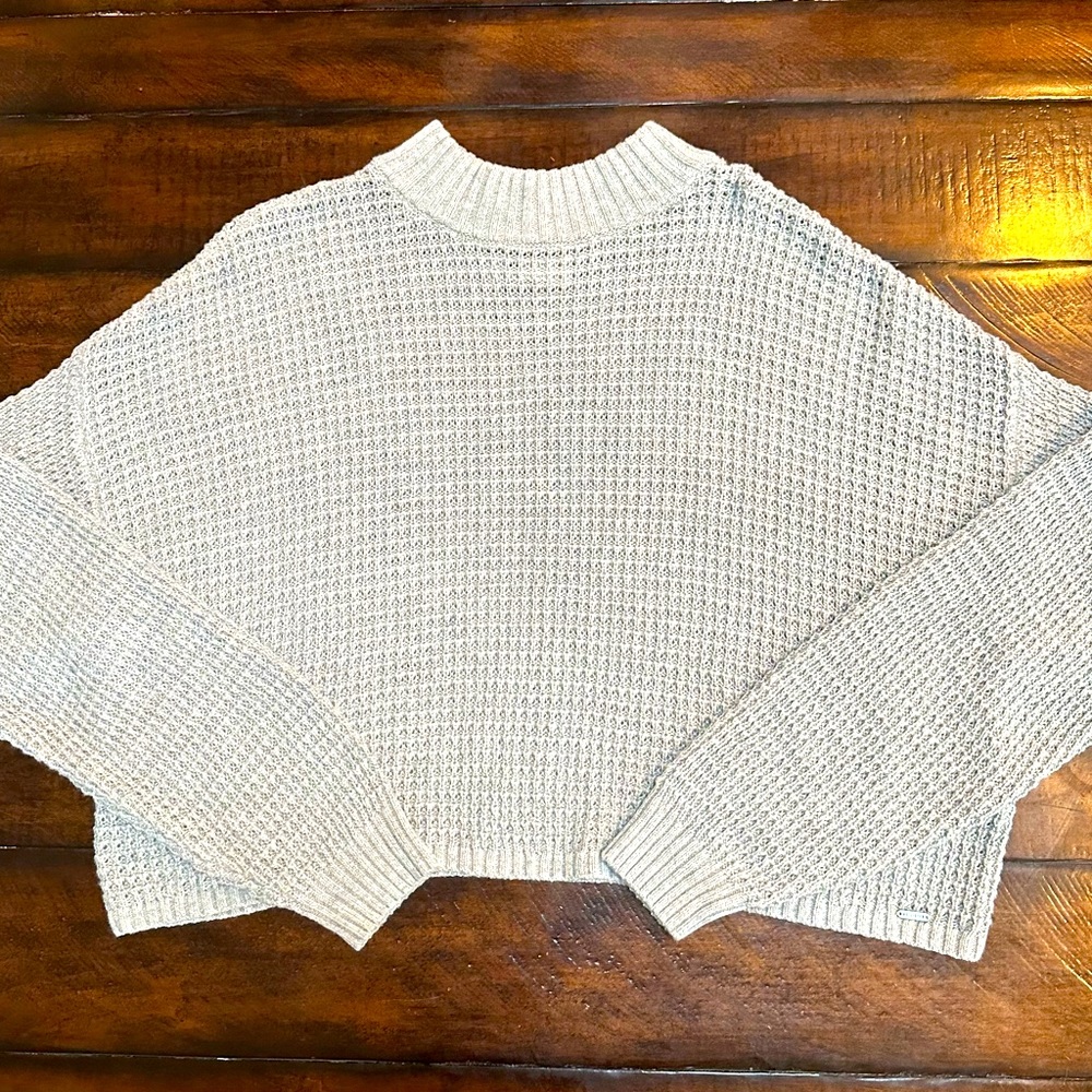🦅Hollister Grey Sweater Size M